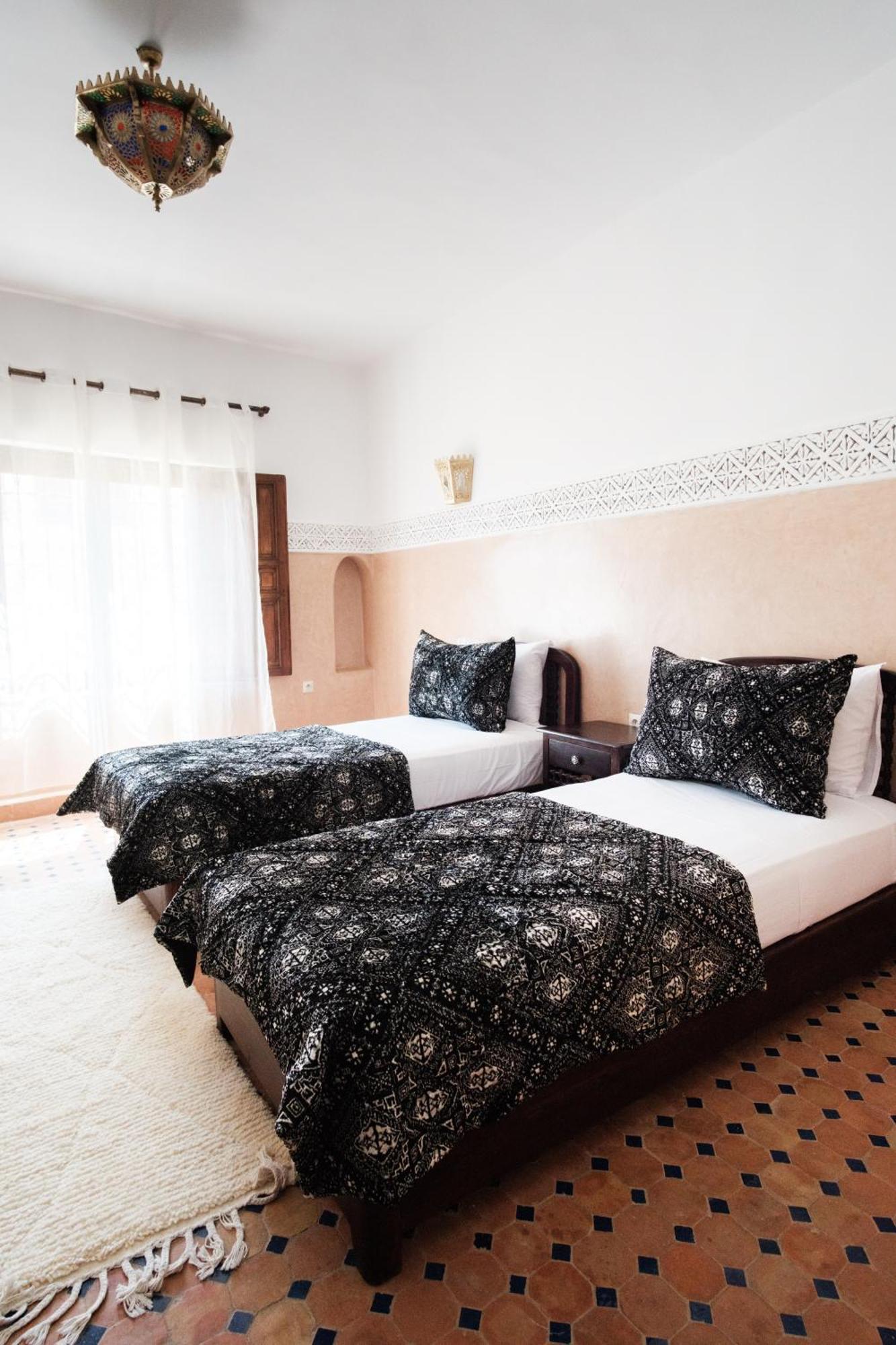 Riad Dar Laura Fès Exteriör bild