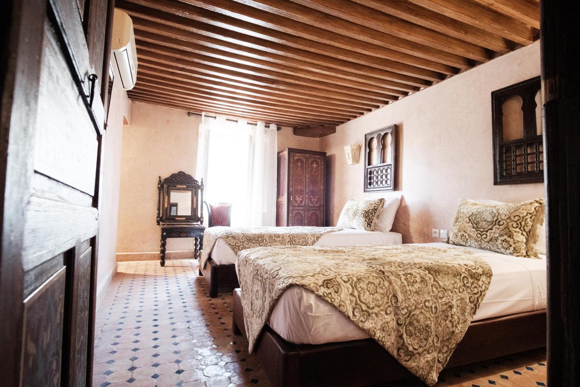 Riad Dar Laura Fès Exteriör bild