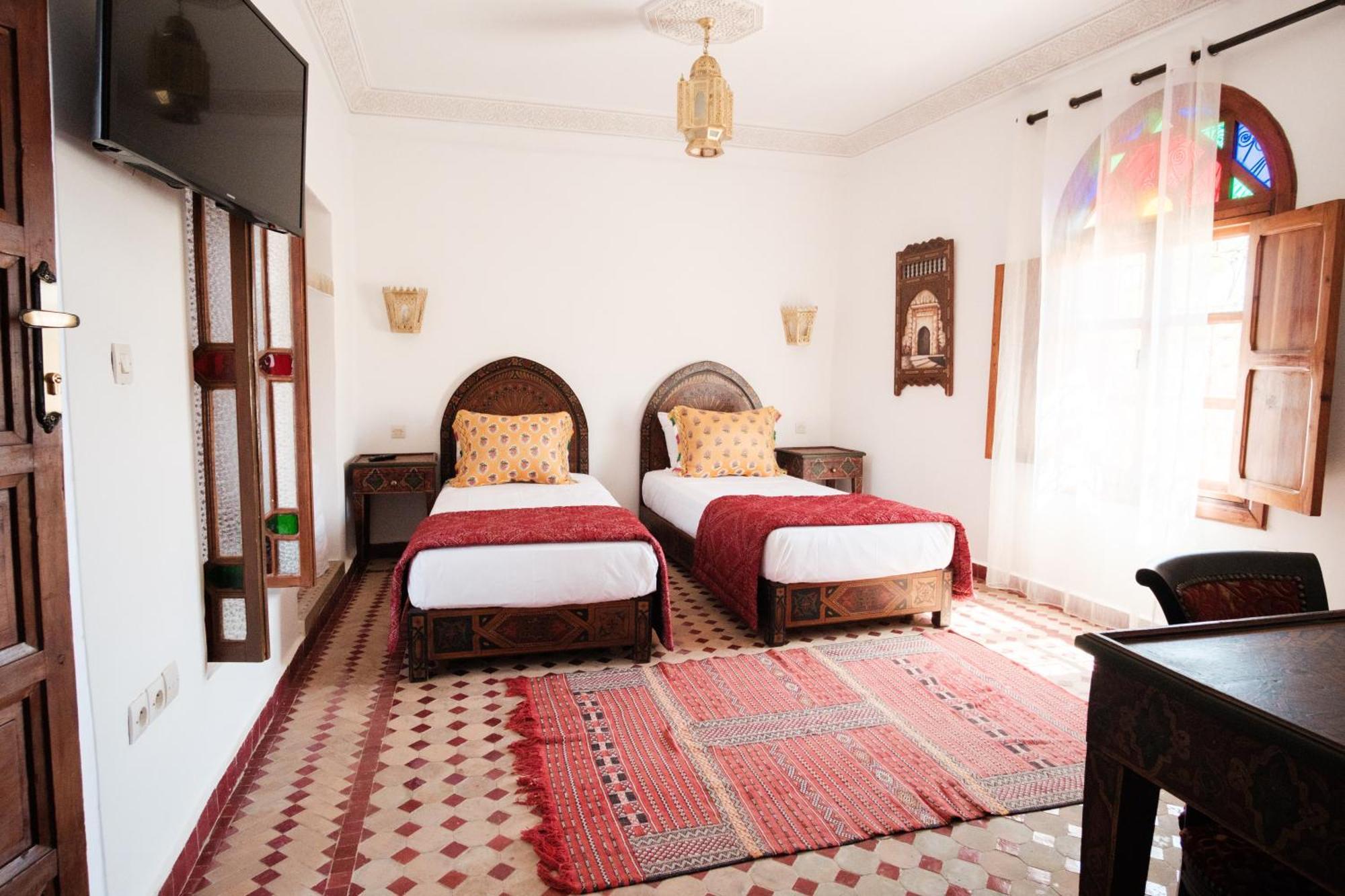 Riad Dar Laura Fès Exteriör bild