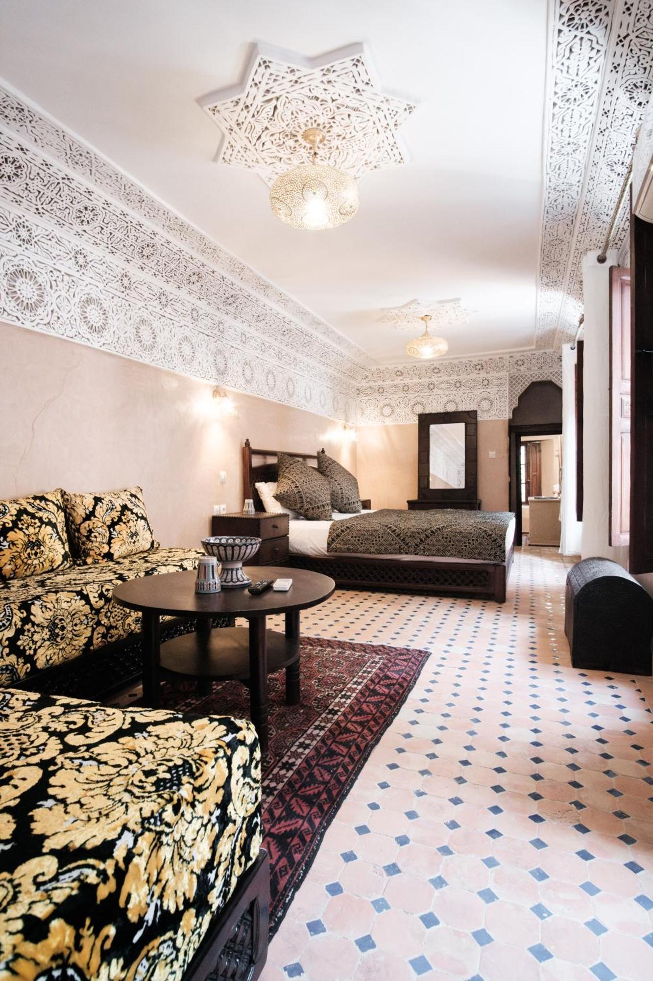 Riad Dar Laura Fès Exteriör bild