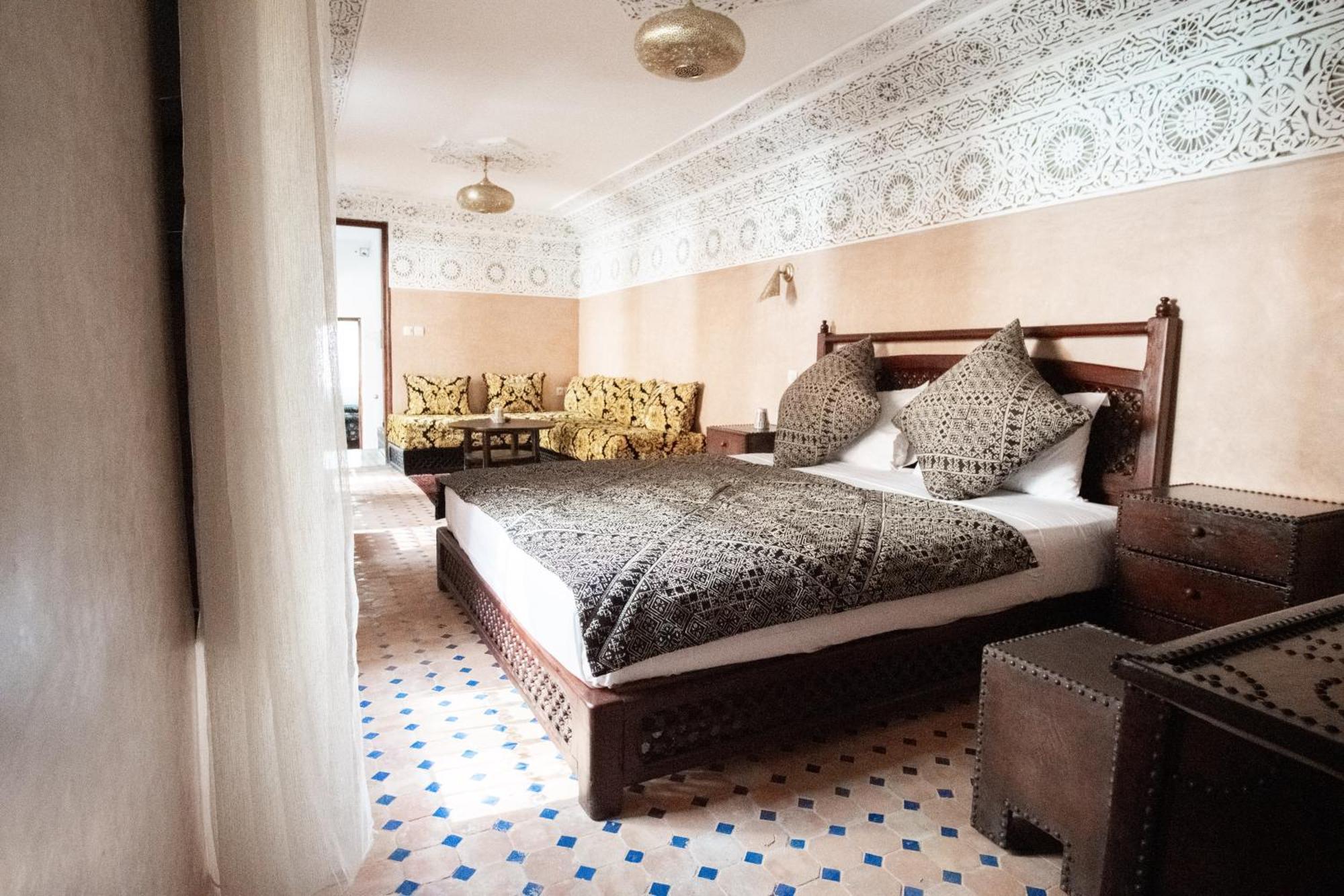 Riad Dar Laura Fès Exteriör bild