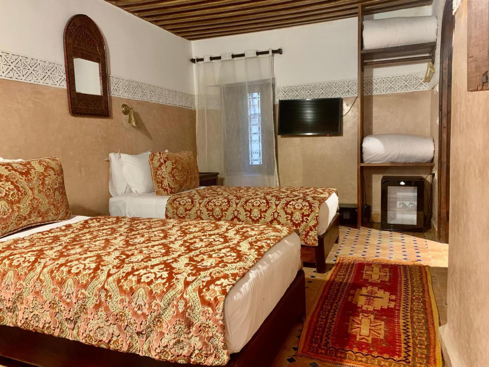 Riad Dar Laura Fès Exteriör bild